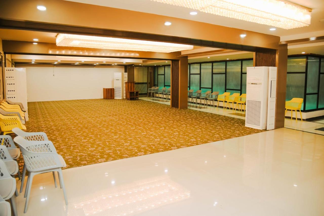 Hotel Tirth By Sonu'S Ujjain Bagian luar foto