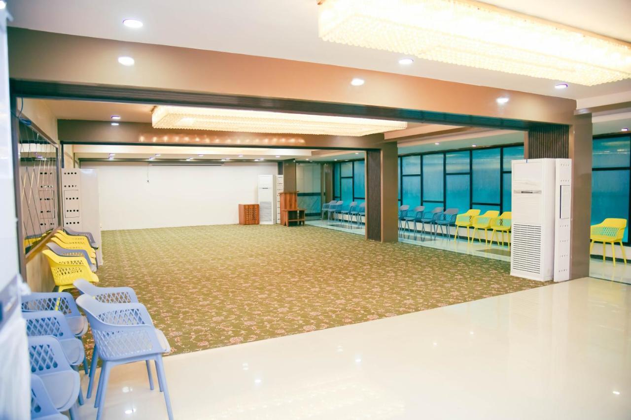 Hotel Tirth By Sonu'S Ujjain Bagian luar foto