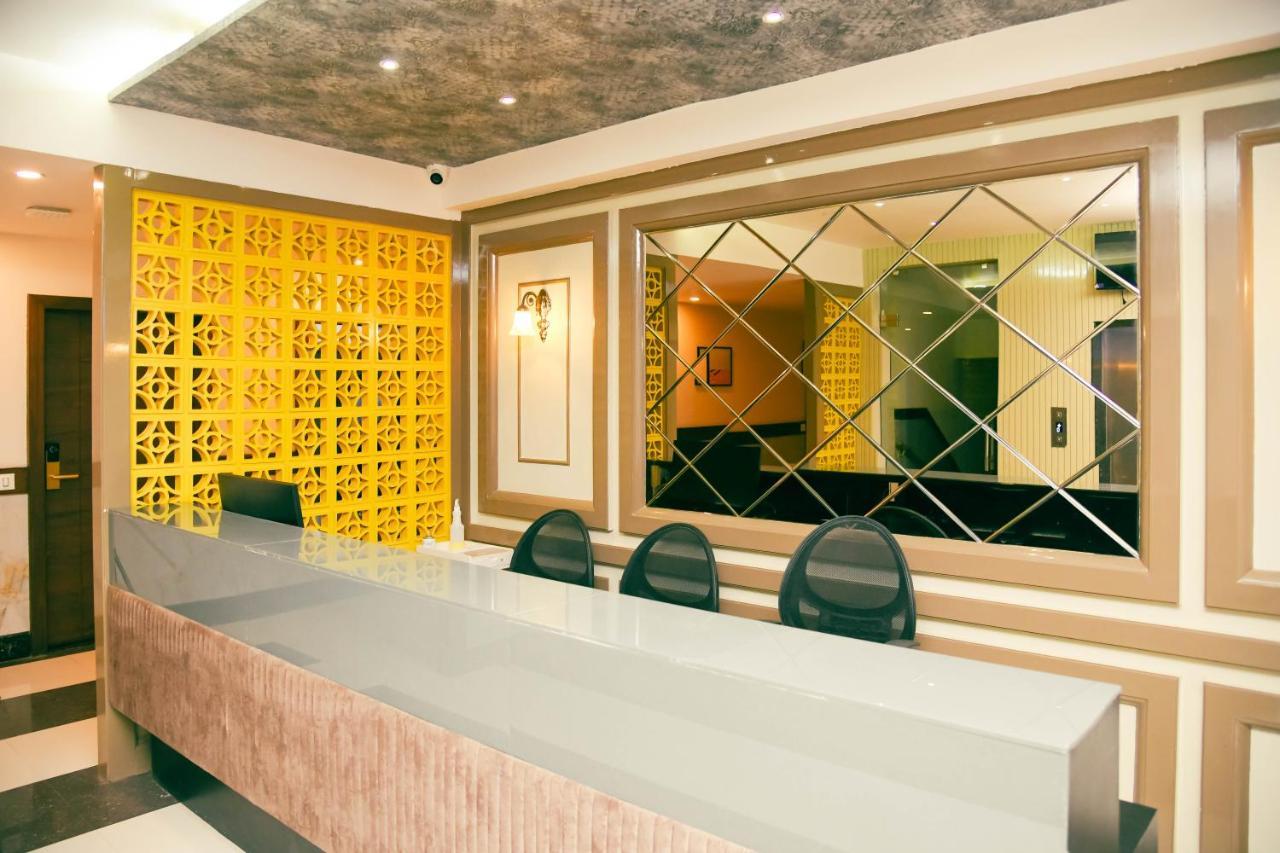Hotel Tirth By Sonu'S Ujjain Bagian luar foto
